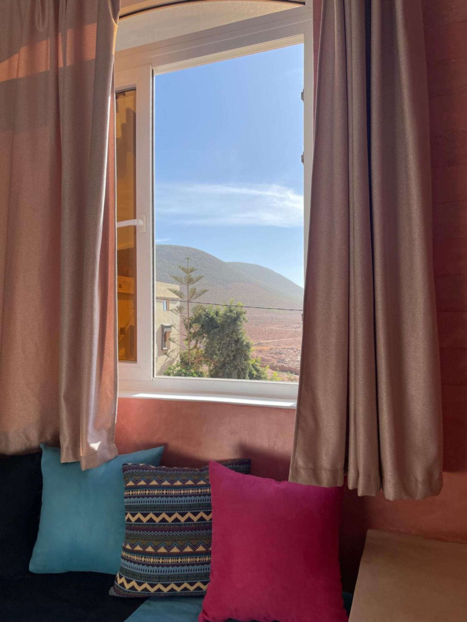 Appartamento The Rainbow House Mirleft Esterno foto